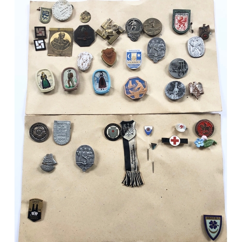 368 - German Third Reich selection of 38 Tinnies/Day Badges/ Fund Raising badges etc  Good selection. One ... 