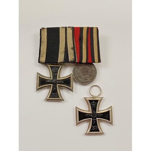 335 - WW1 Imperial German Iron Cross & Franco Prussian 1870 War Medal Pair.  This Iron Cross 2nd Class and... 