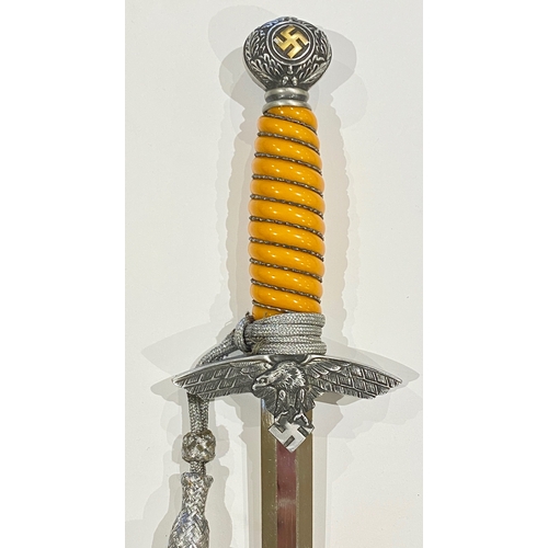 349 - German Third Reich Luftwaffe 2nd pattern Officer’s dagger with knot and straps by Paul Weyersberg & ... 