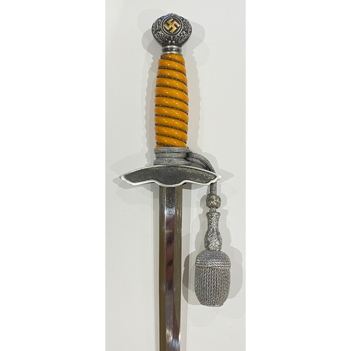 349 - German Third Reich Luftwaffe 2nd pattern Officer’s dagger with knot and straps by Paul Weyersberg & ... 