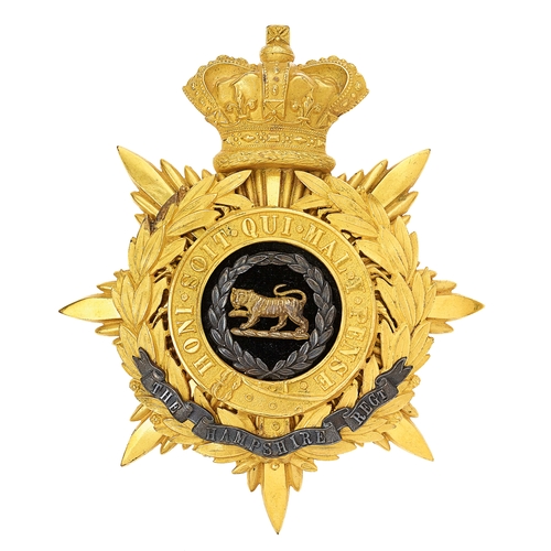 2 - Hampshire Regiment Victorian Officers helmet plate circa 1881-1901.
Fine rich gilt crowned star moun... 