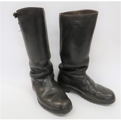 412 - Third Reich German Officer's Marching Boots black leather, high leg boots. The top with rear tighten... 