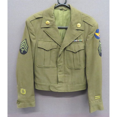 422 - WW2 USAAF Airman's Short Field Tunic khaki green, single breasted, open collar, short tunic. Pleated... 