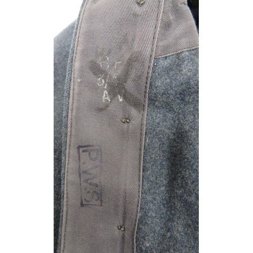 435 - WW2 RAF War Service Battledress Jacket blue grey, single breasted, closed collar, short jacket. Lowe... 