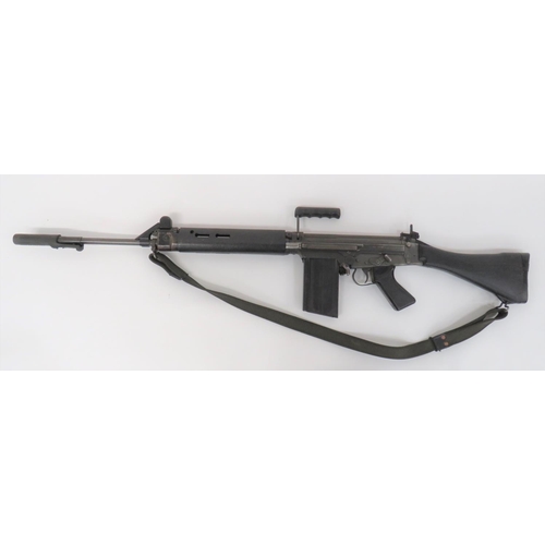 412 - Deactivated LIAI Commonwealth Self Loading Rifle
7.62 mm, 24 1/2 inch, blackened barrel with flash h... 