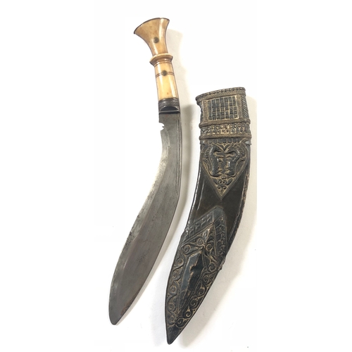 247 - Victorian Late 19th Century Decorative Kukri Knife .A good decorative example with a 20 cm blade, th... 