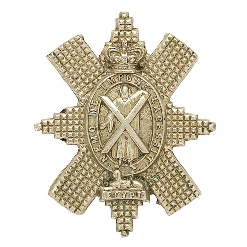 77 - Scottish. 42nd Royal Highland (The Black Watch) Regiment of Foot glengarry badge circa 1874-81.  Goo... 