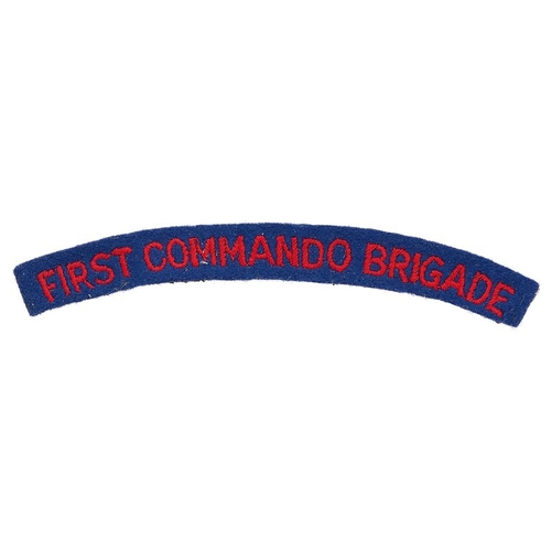 560 - FIRST COMMANDO BRIGADE WW2 cloth shoulder title  Good scarce red cotton sans-serif letters embroider... 