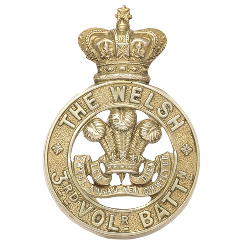 94 - 3rd VB Welsh Regiment Victorian glengarry badge circa 1887-96. Good scarce die-stamped white metal c... 