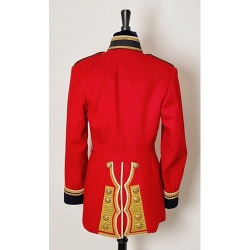 376 - Coldstream Guards Officers scarlet tunic.  A good Elizabeth II period example of the regimental patt... 