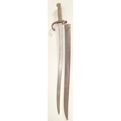 513 - 1872 French Chassepot Bayonet.  Single edged Yataghan blade with large fuller. The hilt with steel h... 