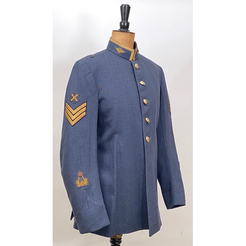 385 - RAF Central Band Sergeants Uniform.
   A good example comprising: tunic with gold bullion lace edgin... 