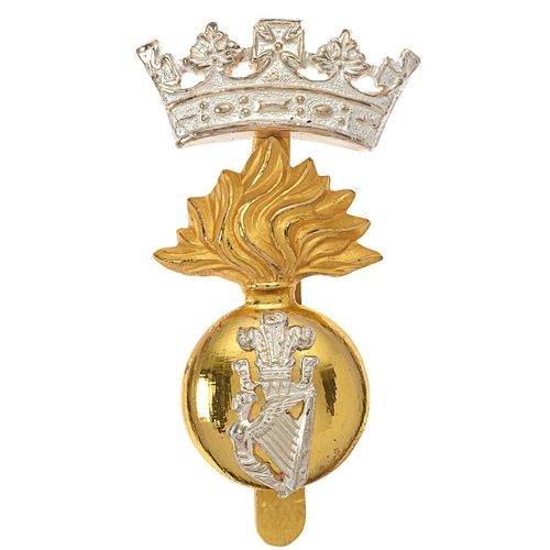 84 - Royal Irish Fusiliers Officer's cap badge. Fine gilt flaming grenade, the ball mounted with silvered... 