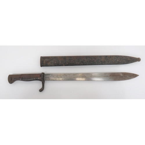 117 - WW1 German M1898/05 Seitengewehr Butcher Bayonet
14 1/4 inch, single edged blade widening towards th... 