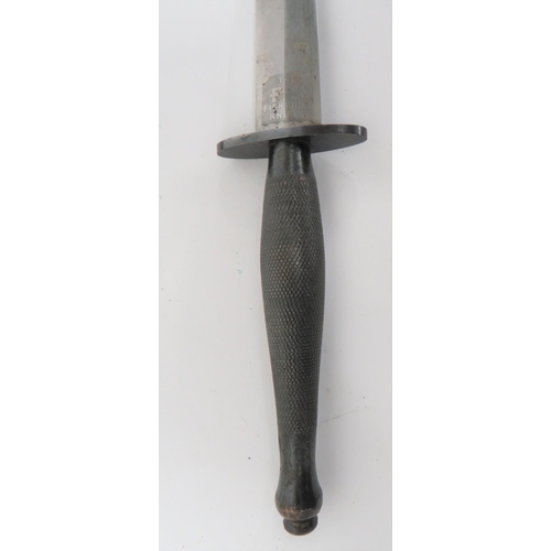 179 - WW2 2nd pattern Fairbairn-Sykes Parkerised Commando Fighting Knife With Logo.good and scarce example... 