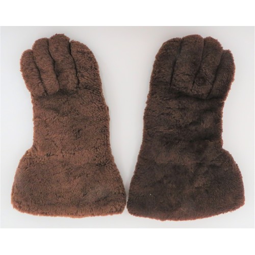 375 - Pair WW1/Interwar Driving/Flying Gauntlets
brown leather palms and fingers with brown fur backing an... 