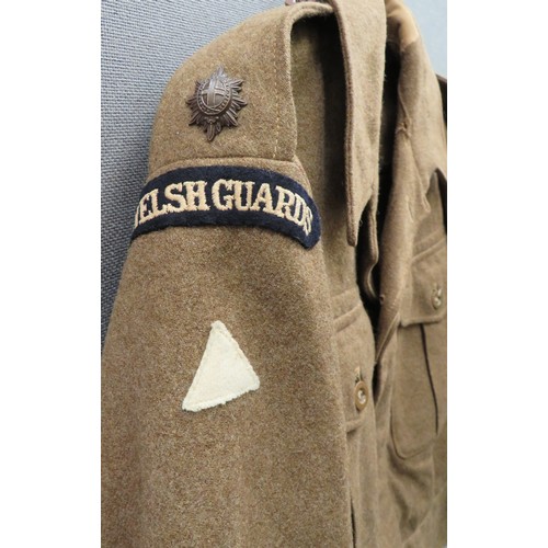 283 - 1940 Pattern Welsh Guards Officer's Battledress Jacket
khaki woollen, single breasted, converted ope... 