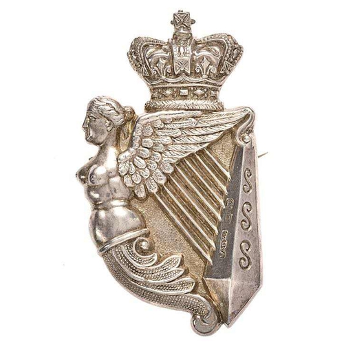 8th Kings Royal Irish Hussars 1896 HM silver Victorian NCO arm badge.  Good scarce Birmingham hallmarked crowned Maid of Erin Harp of hollow construction with flat backplate.  F & S Ld (Firmin & Son)  Loops replaced with brooch pin.  VGC  Gordon Dine Collection