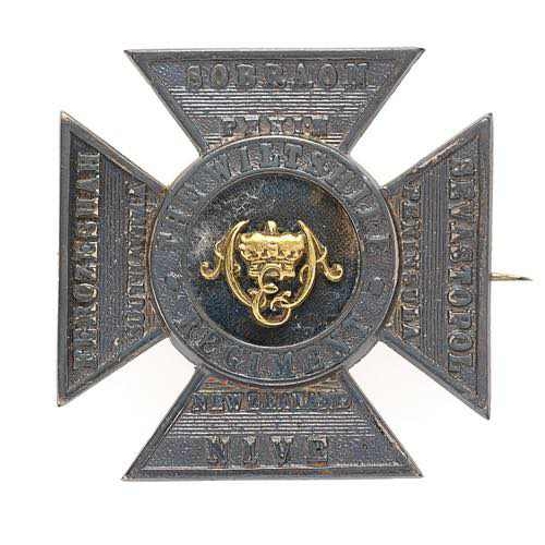 124 - Wiltshire Regiment Victorian Officer torin cap badge circa 1881-97.  Fine scarce die-cast unmarked s... 