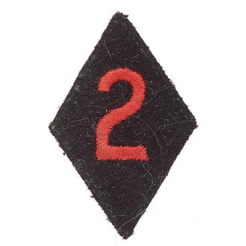 383 - 12th Field Regiment Royal Artillery WW2 cloth formation sign badge.  Red numeral 2 embroidered on da... 