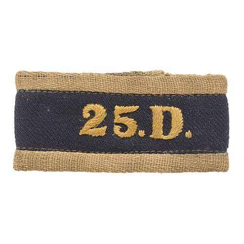 407 - 25.D. war raised cavalry 25th Dragoons WW2 coloured cloth slip-on shoulder title badge circa 1941-45... 