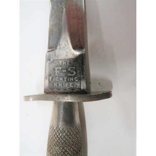 152 - WW2 1st pattern Fairbairn-Sykes Commando Fighting Knife. A very good and rare carried example. The h... 