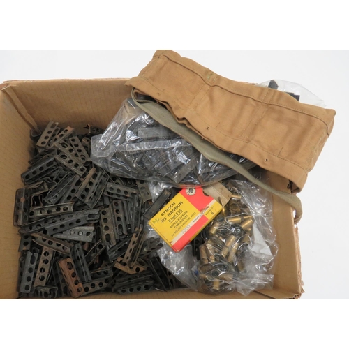 167 - Large Quantity of SMLE .303 Charger Clips
blackened steel charger/stripper clips. &nbsp;Together wit... 