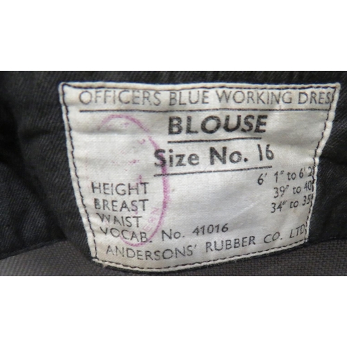 338 - WW2 Pattern Royal Navy Officer's Working Battle Dress Jacket
dark blue, open collar, short jacket. &... 
