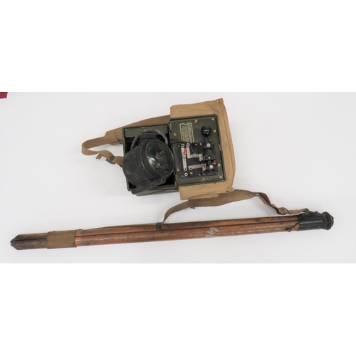 392 - WW2 British Army Daylight Signalling Lamp and Tripod
pressed steel, khaki painted, transit box with ... 