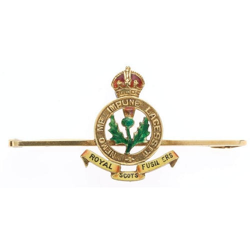 316 - Royal Scots Fusiliers 15ct regimental bar brooch.  Good slender pinback bar, impressed 15CT, mounted... 