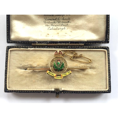 316 - Royal Scots Fusiliers 15ct regimental bar brooch.  Good slender pinback bar, impressed 15CT, mounted... 