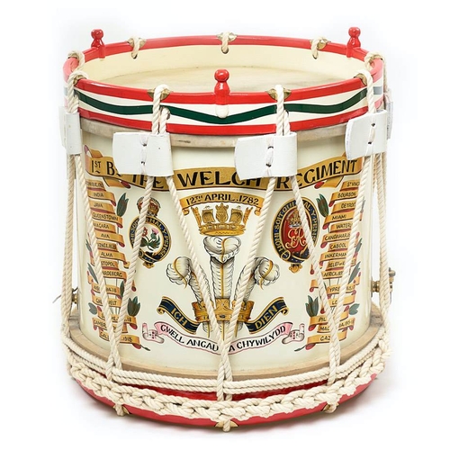 257 - 1st Bn Welsh Regiment display side drum.  A most attractive, professionally refurbished rope tension... 