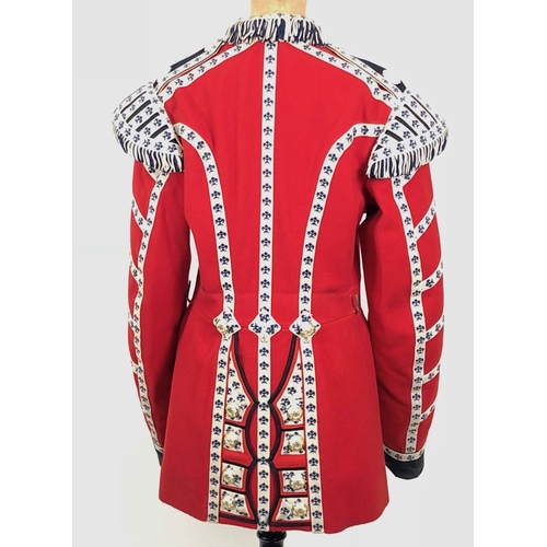 308 - Coldstream Guards Drummers tunic.  Scarlet woollen cloth with dark blue facings to the cuff and coll... 