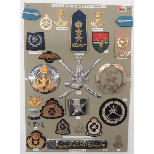 13 - 24 Items Of Insignia For Sultanate Of Oman
display board with good tabulated display of metal and cl... 