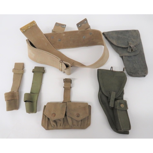 299 - Small Selection Of Webbing Equipment
consisting 1908 pattern webbing belt ... 2 x 1937 pattern bayon... 