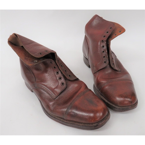 321 - Pair Of WW2 Pattern Officer Boots
brown leather ankle boots with reinforced toe section.  Leath... 