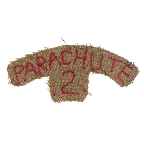 369 - PARACHUTE / .2. WW2 locally made shoulder title.  Good rare crudely hand embroidered cable stitched ... 