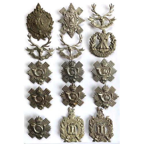 15 Scottish glengarry cap badges.  Argyll & Sutherland (pre 1908) ... Black Watch (1901-37) ... 3 x Seaforth ... Cameron ... 7 x HLI ... 2 x KOSB ...  All complete with fixings.