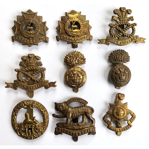 459 - 9 WW1 All Brass Economy Cap Badges.  2 x Bedfordshire Regiment (Both Sliders Clipped) ... 2 x North ... 