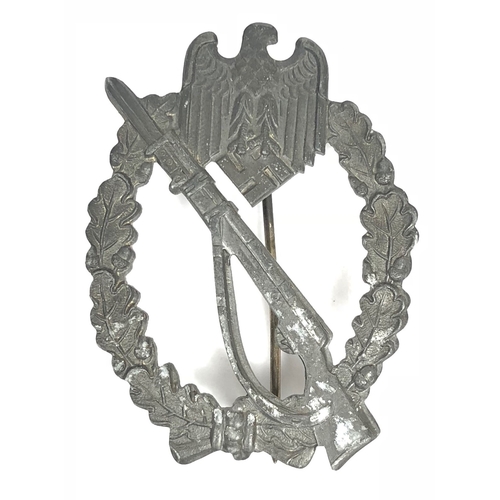 274 - German Third Reich WW2 Army / Waffen-SS Infantry Assault badge.  Good die-stamped silvered issue. Ri... 