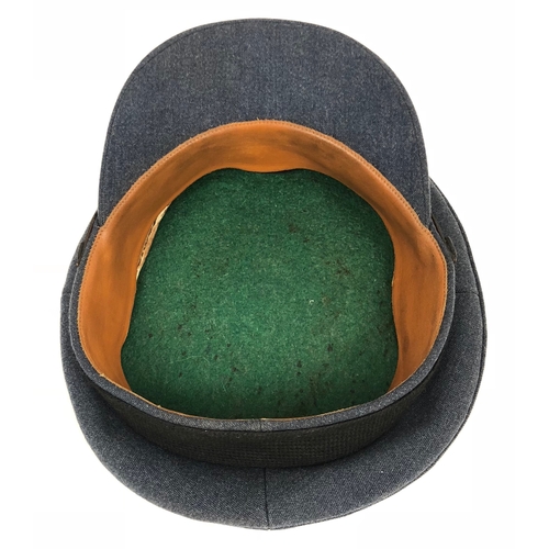 456 - RAF George VI Period Officer's Cap.  A good WW2 or early post war period example of the regulation p... 