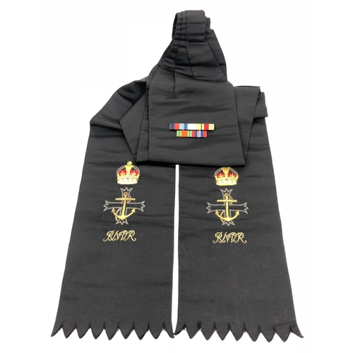 98 - Royal Naval Volunteer Reserve RNVR Chaplain's  Stole  A rare example of the black stole with an embr... 