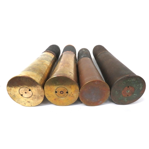 169 - 3 x Inert WW1 18pr Shells And Heads
including 1915 dated, brass case with shrapnel head ... Similar ... 