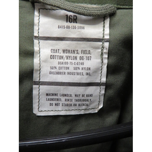 314 - American Woman's Field Jacket And Hood
green cotton, single breasted, open collar jacket.  Hidden ch... 