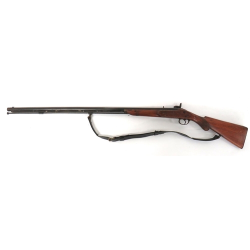 416 - Mid 19th Century Percussion Sporting Musket
28 bore, 35 1/2 inch barrel with lower rib. Front blade ... 