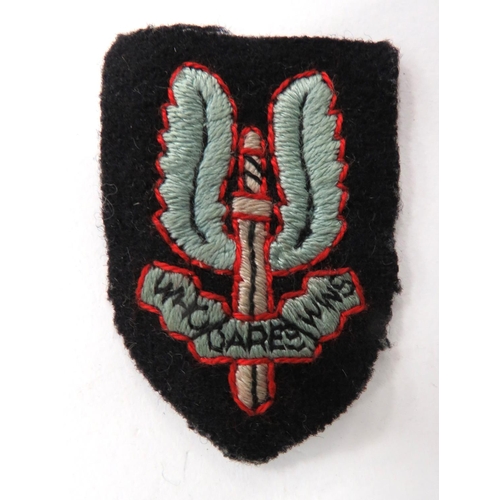 108 - 40 x Special Forces And Yeomanry Badges
including embroidery SAS beret badge ... White metal QC Para... 