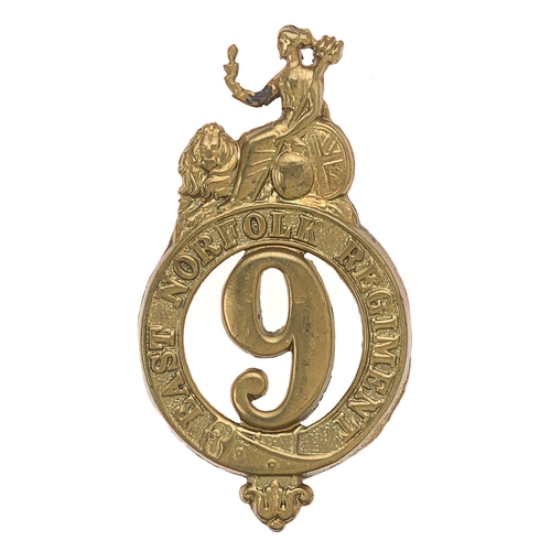 109 - Badge. 9th (East Norfolk) Regiment of Foot Victorian glengarry badge circa 1874-81.  Good scarce die... 