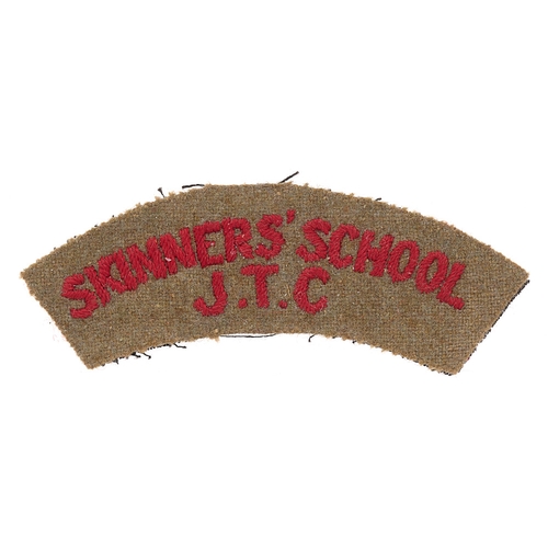 Badge. SKINNERS' SCHOOL / JTC  cloth shoulder title circa 1940-48.  Good scarce red embroidered on khaki.      GC