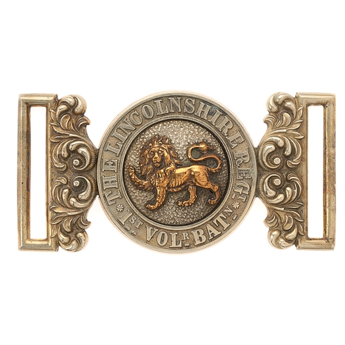 69 - Badge. 1st (Lincoln) VB Lincolnshire Regiment Victorian Officer's waist belt clasp circa 1883-1900. ... 