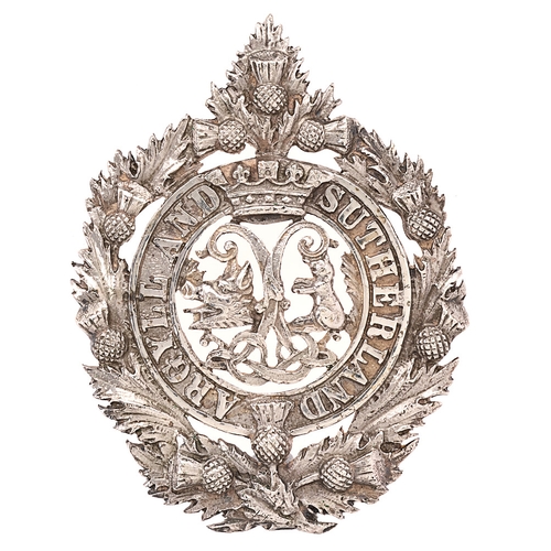 72 - Badge. Scottish. Argyll & Sutherland Highlanders WW2 Officer's 1939 HM silver glengarry badge. F... 